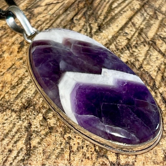 Chevron Amethyst Pendant 2 1/4” - Picture 12 of 15